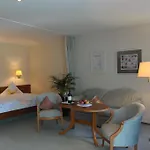 Adler 3* باد والدسي